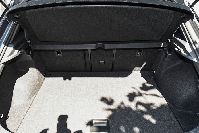 2022 Volkswagen T-Roc 140TSI R-Line