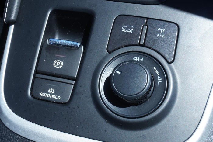 2022 Isuzu MU-X LS-M