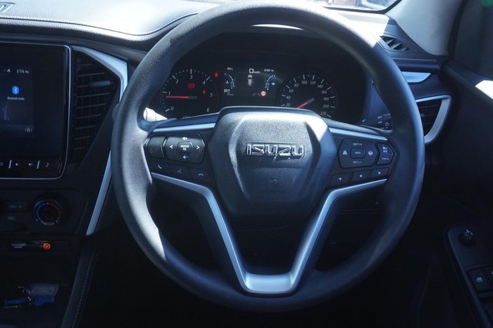 2022 Isuzu MU-X LS-M