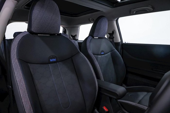 2025 MINI Cooper S Classic F66 Nanuq White