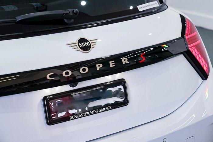 2025 MINI Cooper S Classic F66 Nanuq White