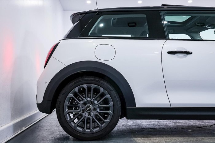 2025 MINI Cooper S Classic F66 Nanuq White
