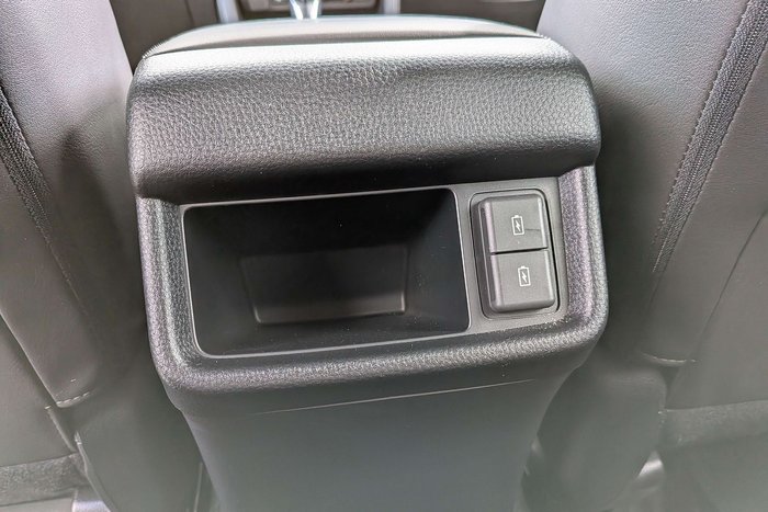 2024 Isuzu MU-X LS-T