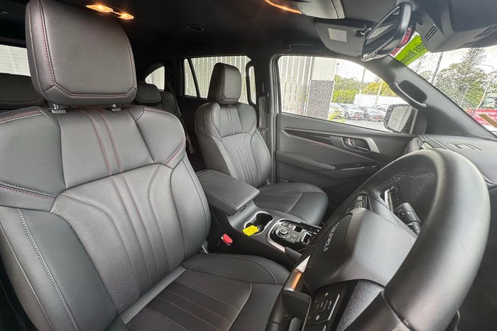 2024 Isuzu MU-X X-TERRAIN