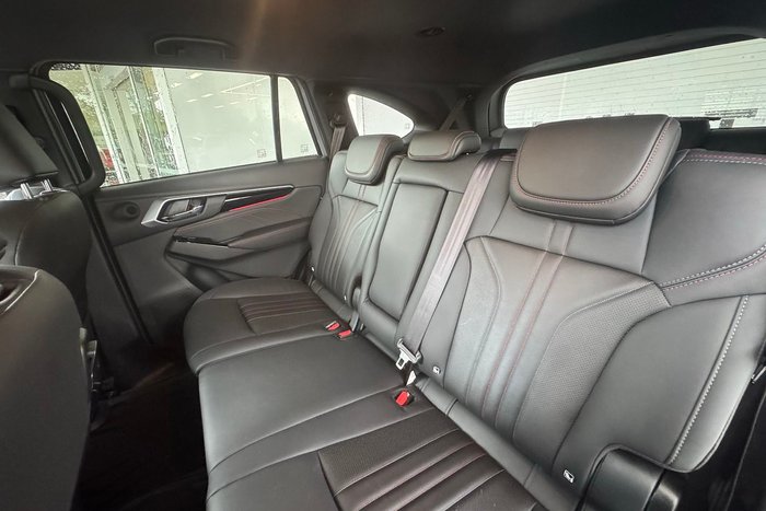 2024 Isuzu MU-X X-TERRAIN