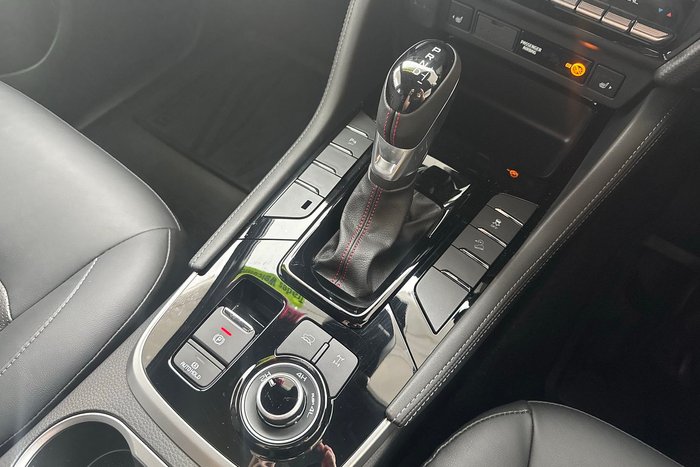 2024 Isuzu MU-X X-TERRAIN