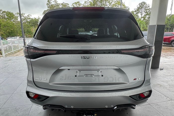 2024 Isuzu MU-X X-TERRAIN