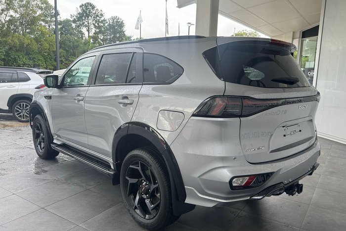 2024 Isuzu MU-X X-TERRAIN