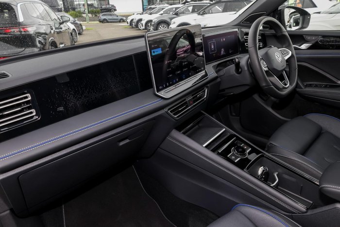 2025 Volkswagen Tiguan 195TSI R-Line