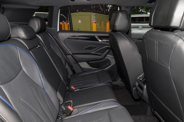 2025 Volkswagen Tiguan 195TSI R-Line