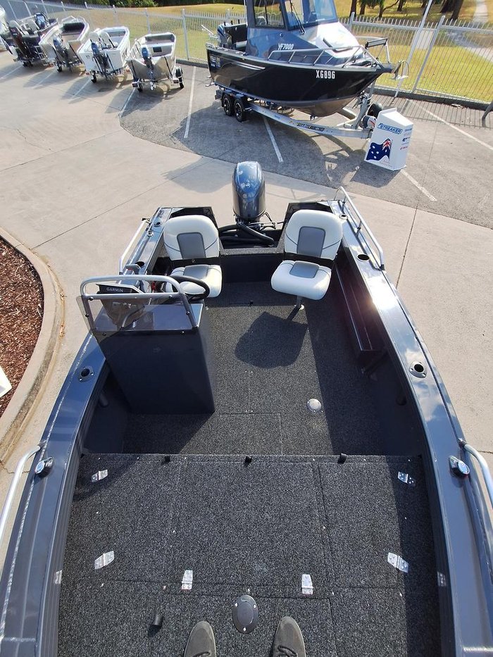 2026 QUINTREX 420 Renegade SC