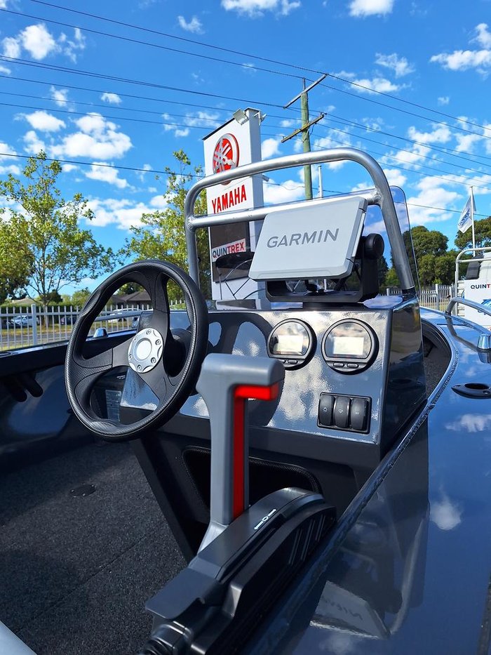 2026 QUINTREX 420 Renegade SC