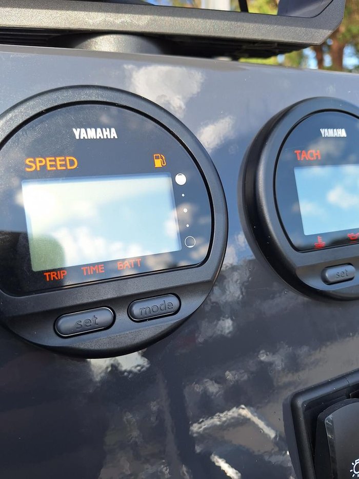 2026 QUINTREX 420 Renegade SC