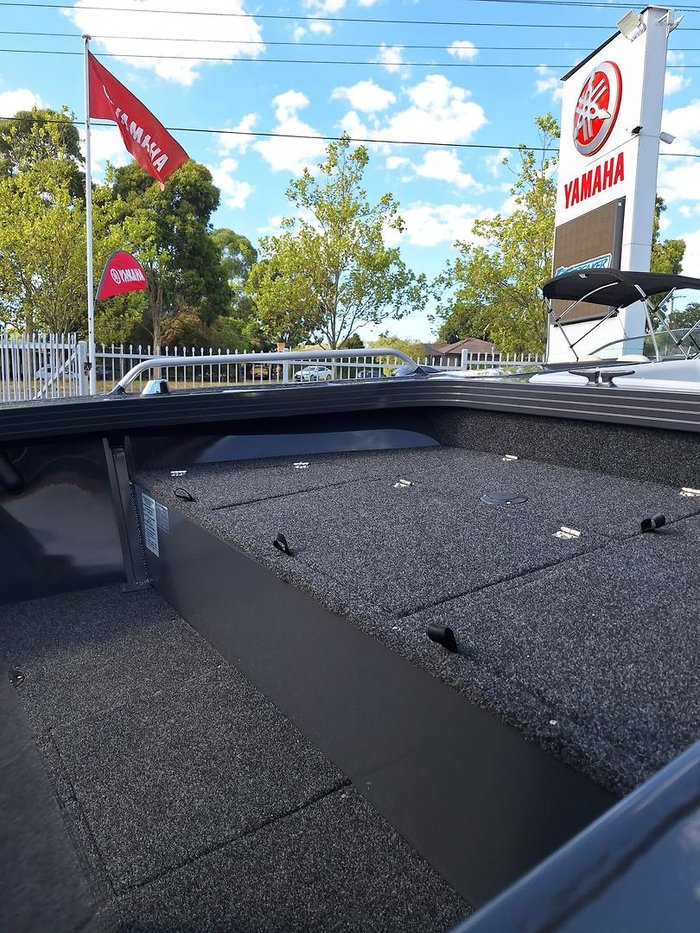 2026 QUINTREX 420 Renegade SC