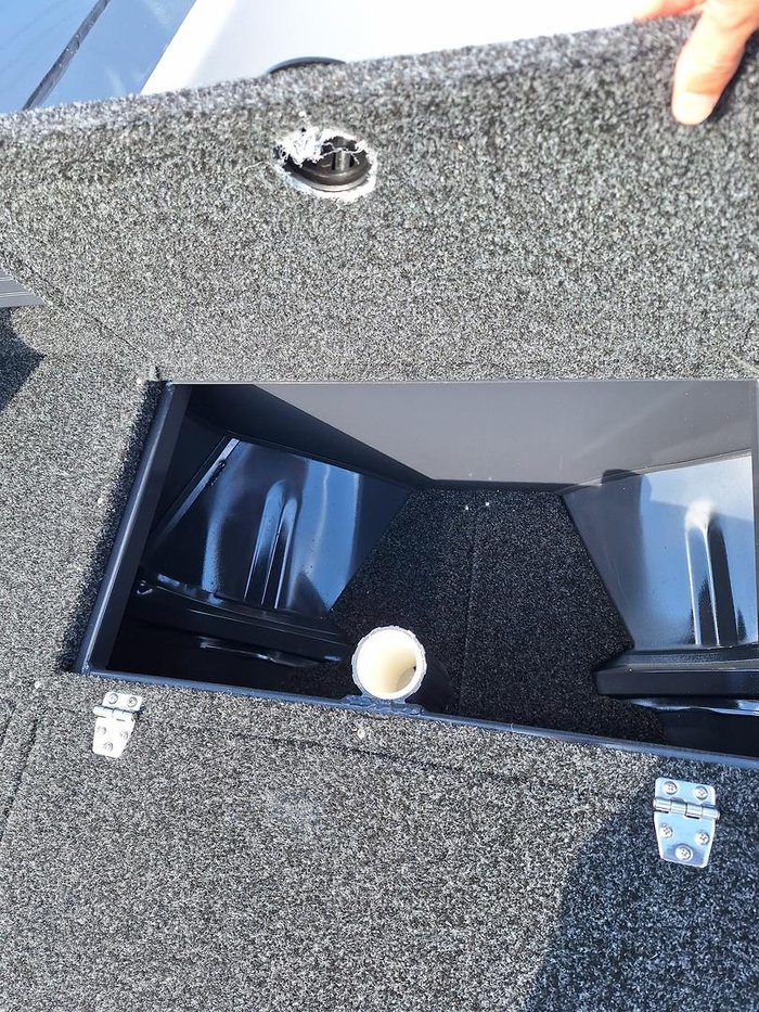 2026 QUINTREX 420 Renegade SC