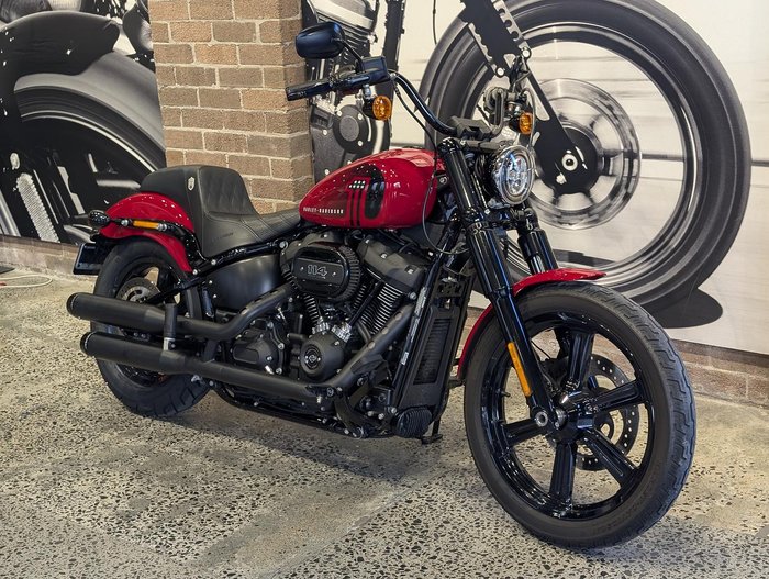 2022 Harley-Davidson Street Bob 114 (FXBBS) Softail Red
