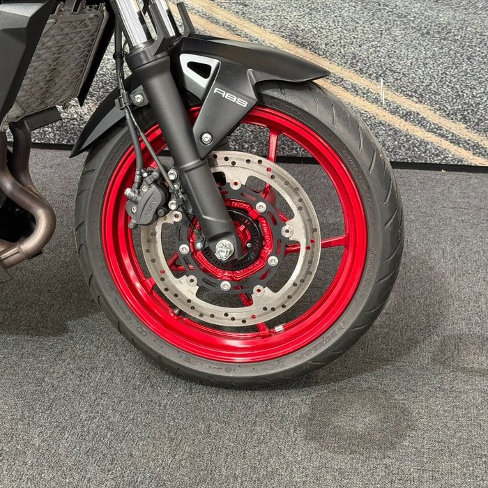 2025 Kawasaki Z500 Black