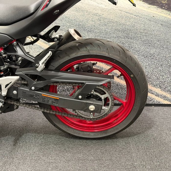 2025 Kawasaki Z500 Black