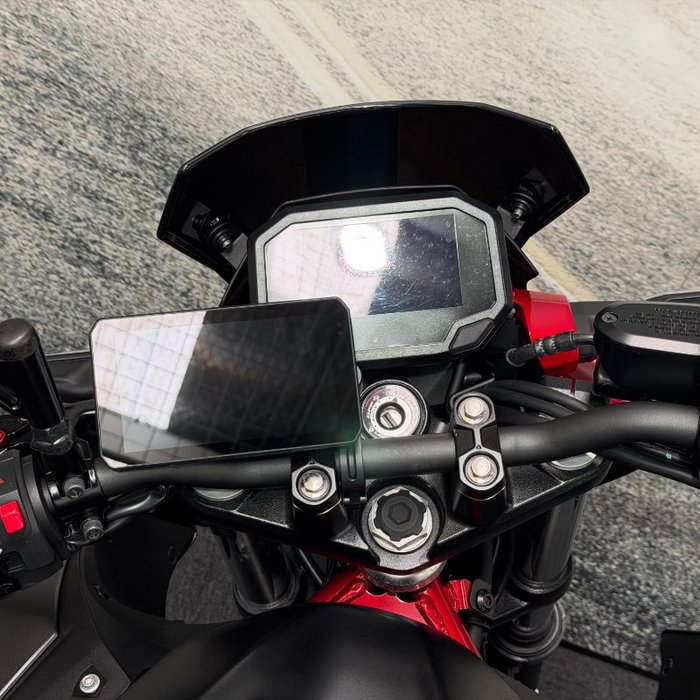 2025 Kawasaki Z500 Black