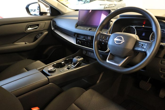 2026 Nissan X-TRAIL ST