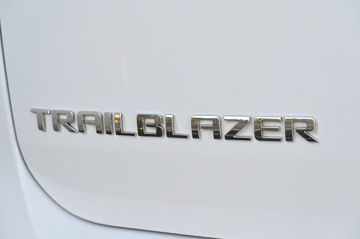 2019 Holden Trailblazer Storm RG MY20 4X4 Dual Range Summit White