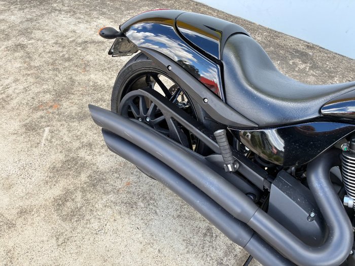 2016 VICTORY HAMMER 8-BALL Solid Black INT