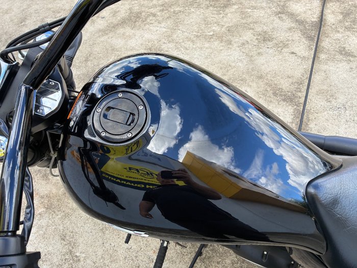 2016 VICTORY HAMMER 8-BALL Solid Black INT