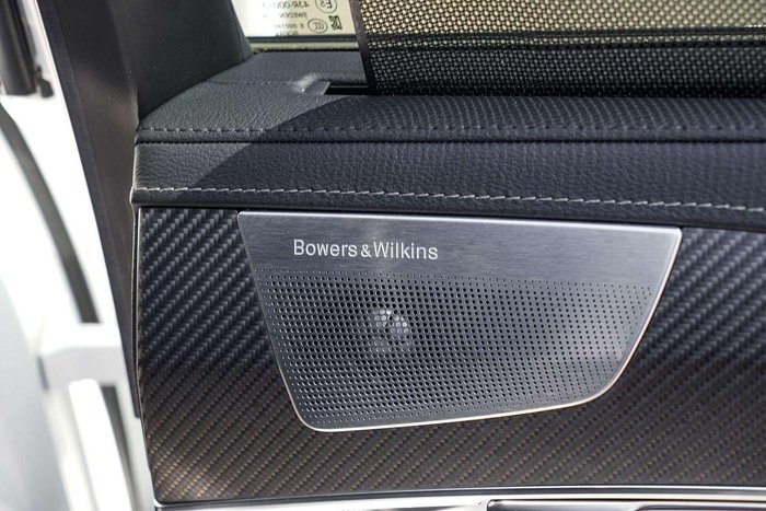 2019 Volvo XC90 T8 R-Design