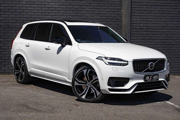 2019 Volvo XC90 T8 R-Design