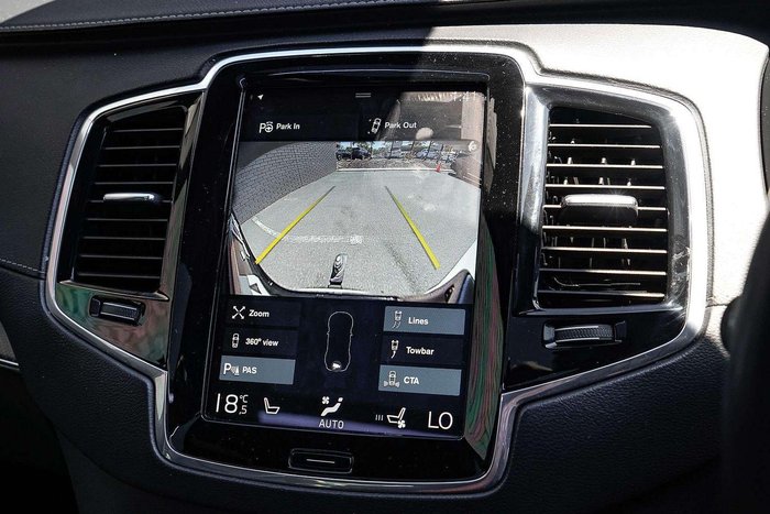 2019 Volvo XC90 T8 R-Design