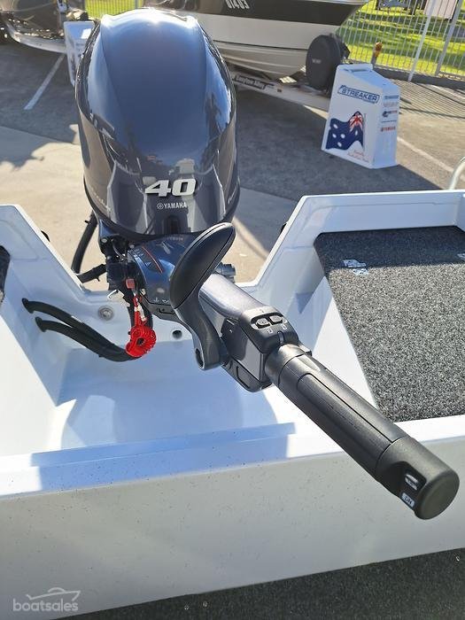 2026 QUINTREX F420 Explorer Trophy