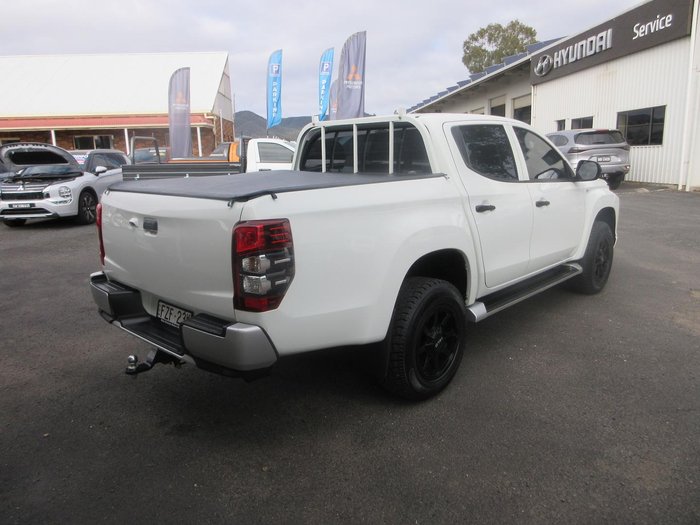 2019 Mitsubishi Triton GLX