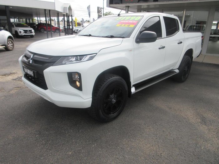 2019 Mitsubishi Triton GLX