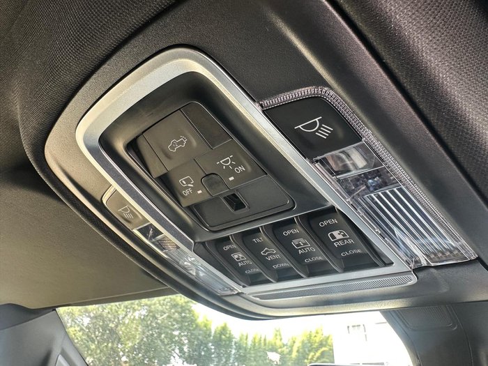 2025 RAM 1500 Limited Hurricane HO RamBox DT MY26 4X4 Dual Range Granite Crystal