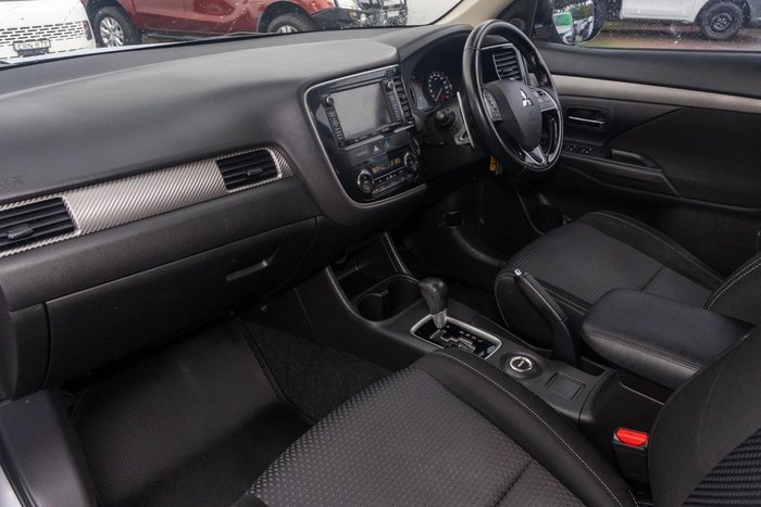 2015 Mitsubishi Outlander XLS