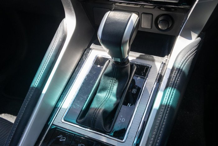 2021 Mitsubishi Pajero Sport GLX