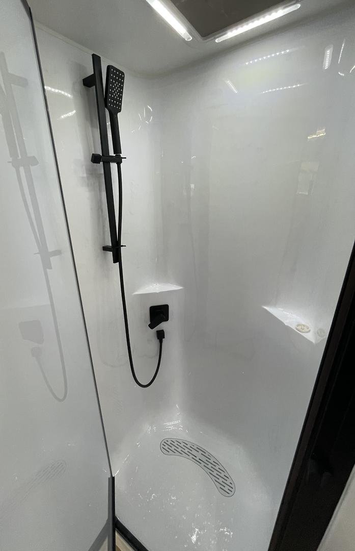 2026 JB Caravans Dirt Road Xtreme (23'6)