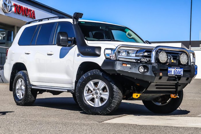 2016 Toyota Landcruiser