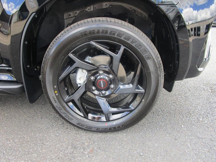 2025 Isuzu MU-X X-TERRAIN