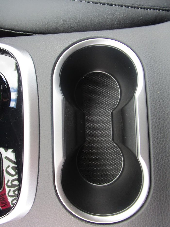 2025 Isuzu MU-X X-TERRAIN