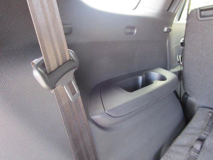 2025 Isuzu MU-X X-TERRAIN