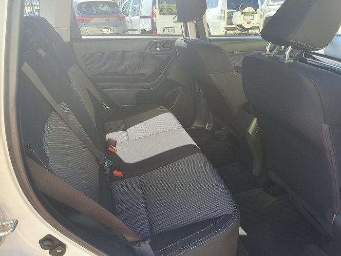 2016 Subaru Forester 2.5i-L S4 MY17 AWD Crystal White