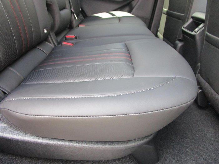 2025 Isuzu MU-X X-TERRAIN