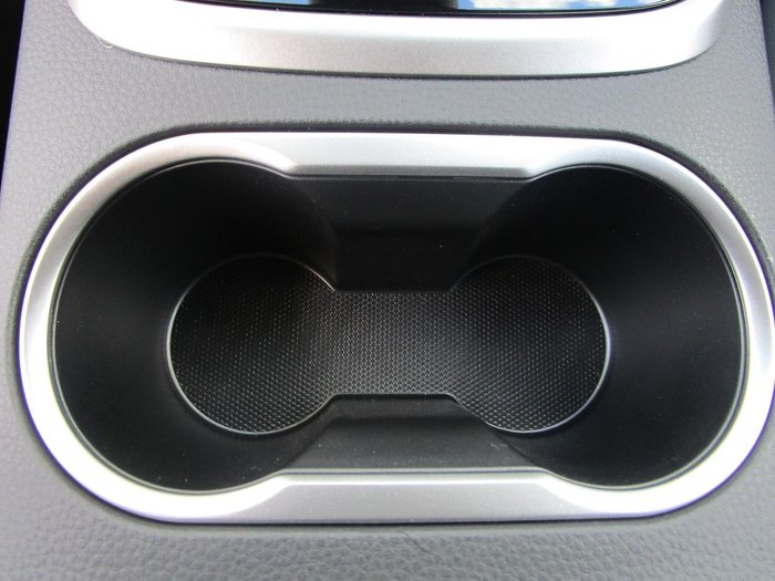 2025 Isuzu MU-X X-TERRAIN