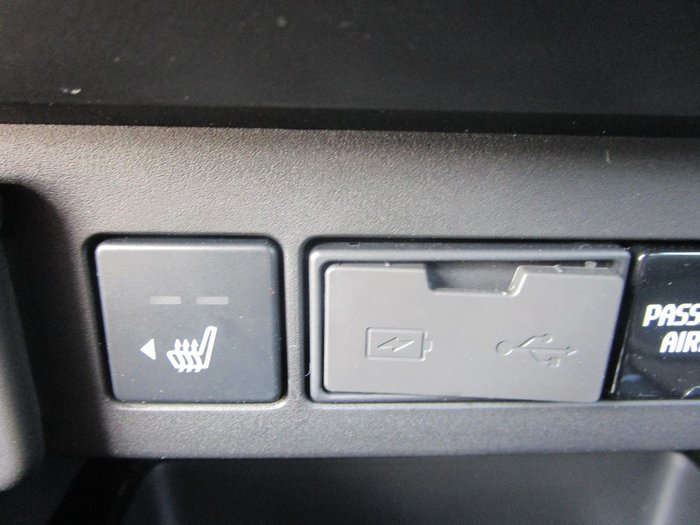 2025 Isuzu MU-X X-TERRAIN