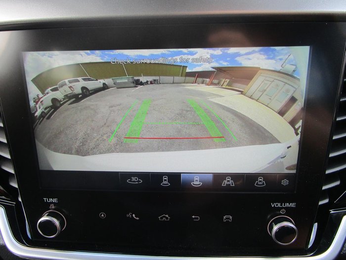 2025 Isuzu MU-X X-TERRAIN