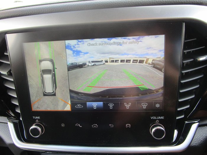 2025 Isuzu MU-X X-TERRAIN