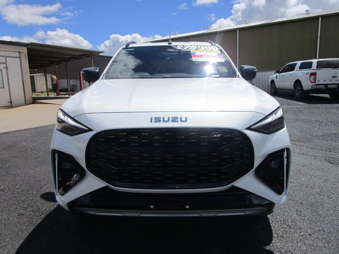 2025 Isuzu MU-X X-TERRAIN