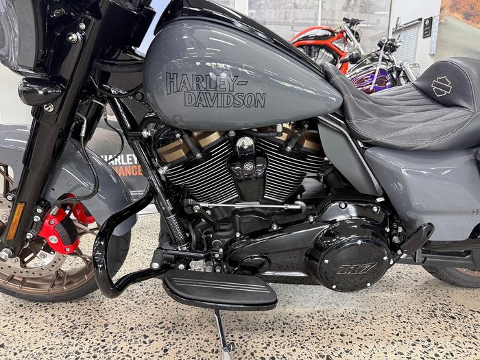 2022 Harley-Davidson Street Glide ST 117 (FLHXST) Touring Grey