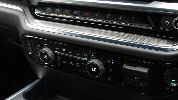 2025 Chevrolet Silverado 1500 ZR2 W/Tech Pack